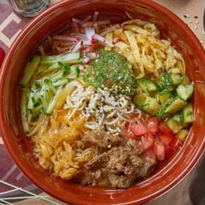 Kuksi Zuppa coreana fredda